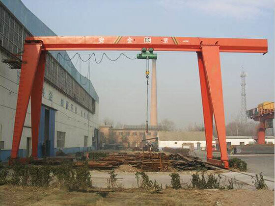 MH型3-16噸電動(dòng)葫蘆單梁門式起重機(jī)(箱體形狀)